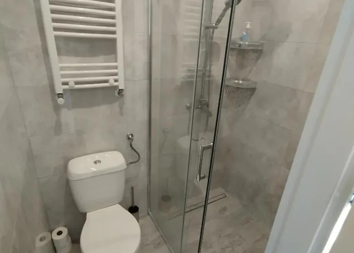 Wiosenny Bialy Apartmán *