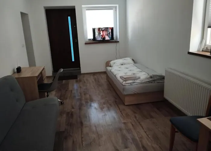 Wiosenny Bialy Apartmán *